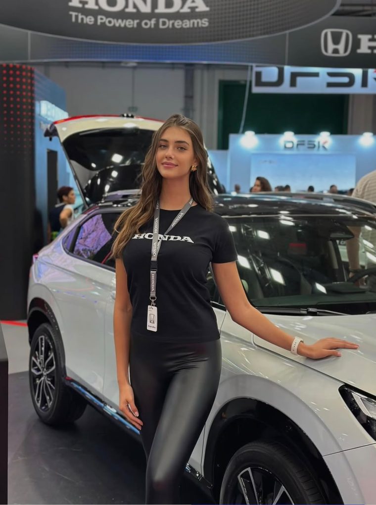 Περίπτερο Honda σε έκθεση αυτοκινήτου.